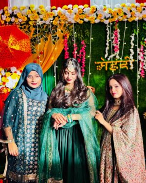 sakina khan Instagram - #mehndi