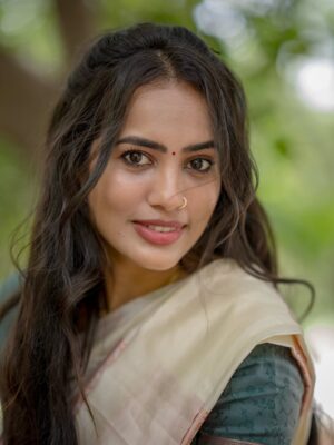 swetha ghattamaneni Instagram - ą°µą°æą°Øą°¾ą°Æą° ą°ą°µą°æą°¤ą°æ ą°¶ą±ą°ą°¾ą°ą°¾ą°ą°ą±ą°·ą°²ą±ā¤ļø
šø: @shutterromance_
Outfit: @urbannchic