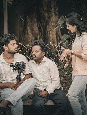 swetha ghattamaneni Instagram - BTS..!! Be like #dearmardalyoursbava š„°
Watch the episode now..!!
#swethaghattamaneni #mohitpedada #episode #bts #shoot