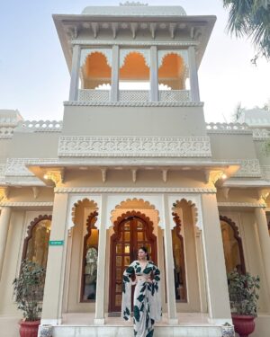 tanaya Gupta Instagram - Soaking in the beauty of the city of lakes!! #Udaipur
Wearing: @shop_sew
#Udaipur #Rajasthan #CityOfLakes #UdaipurDiaries #UdaipurCity #LakeCity #IncredibleIndia #Rajasthantourism #Travel #Royal #dhoti #dhotiset #indowestern #ethnicfusion