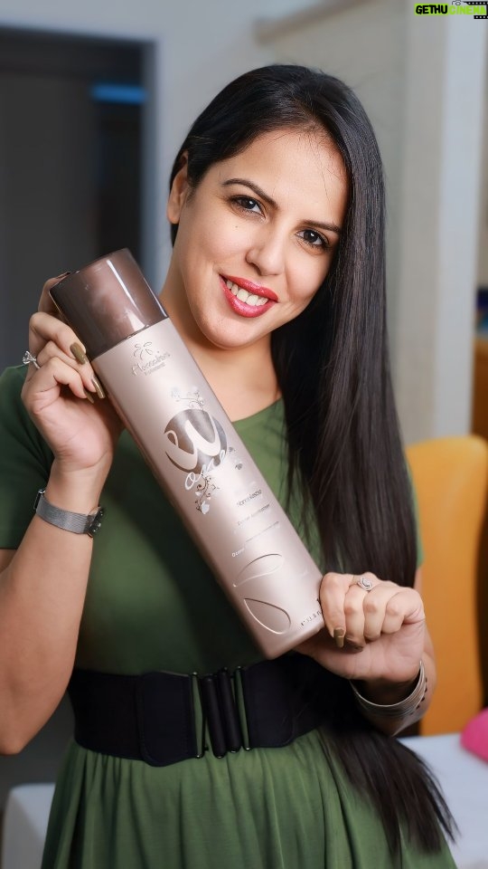 tania suri - 3 Likes - A crazy travel schedule and being in a different city every few days, does wreck havoc on your skin and hair.. got much much needed TLC for my hair thanks to the W One Premium Nanoplastia Treatment from @floractiveindiaofficial 👍 

A few hours and my hair looked amazing, if I may say so myself 😀 

Enriched with Hydrolyzed Keratin essential amino acids, Hydrolyzed wheat Protein, Ozone Protein & Coconut Oil, W One Premium Nanoplastia Treatment deeply nourishes and repairs the hair strands, contributing to the reconstruction of hair fiber leaving hair up to 100% straight, soft, shiny and Frizz-free. Organic acids have been perfectly balanced to provide up to 100% straight results on the toughest type of hair.
The results of this Formaldehyde Free treatment last up to 75 washes. Best suited for Thick, Virgin / Henna coated hair. 

Thanks a lot to my hair tech @mr_shaikh_10_94 for being so patient and taking care of my hair 

Shoutout to @rahulsahaniphotography for this video 

#floractive #haircare #healthyhair #hairgoals #hairtransformation #nourishyoirhair #hairlove #hairtreatment