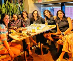 tania suri Instagram - Two photographs almost 30 years apart but the friend remains..
The JMC gang forever.. love these girls and so so so very proud of each of them ❤️
#collegefriends #blessed