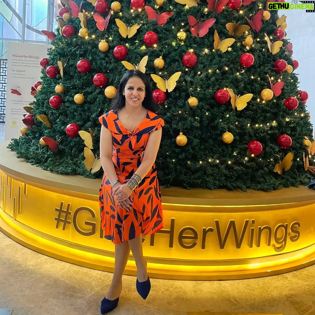 tania suri - 3 Likes - Wishing everyone a very Merry Christmas 🎄

May Santa bring you gifts galore and fulfill all your wishes

Health and happiness to one and all 😀

#merrychristmas 

📷- @thatclasschic