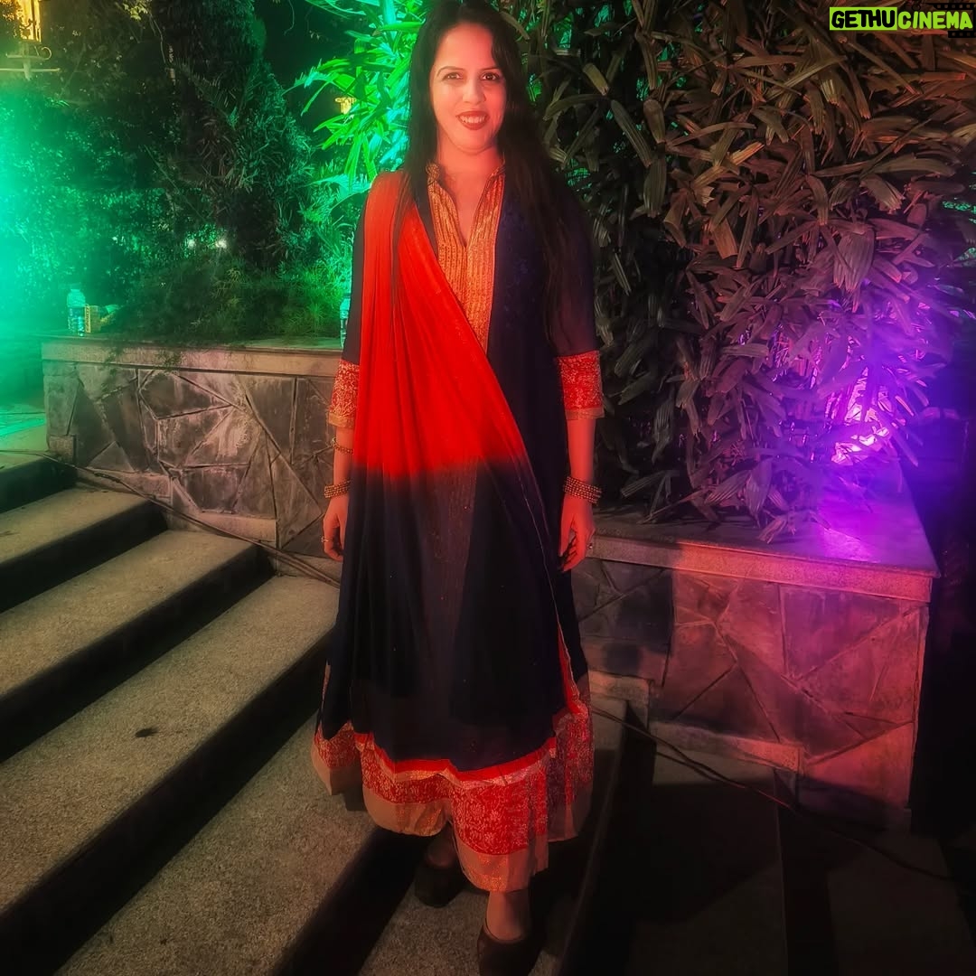 tania suri - 3 Likes - Just Delhi things 
#wedding #winterweddings 

📷- @yelloooothere