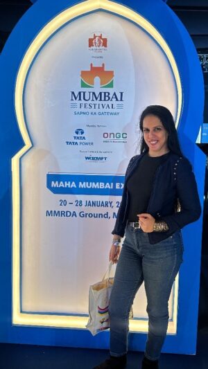 tania suri Instagram - Attend the Maha Mumbai Expo at Mumbai Festival organized by Maharashtra Tourism , where Maharashtra’s essence is unveiled in a spectacular array of art, music, heritage, and a whole lot more. ✨
Date: 20th to 28th Jan
Time: Weekdays 4pm onwards & Weekends 1pm onwards
Location: MMRDA, BKC
Register now on Paytm Insider for Mumbai Maha Expo now.. last day today so go and enjoy the Mumbai way
#SapnoKaGateway
#EveryoneIsInvited
#mumbaifestival2024
Shot and edited by @kanishamalhotraofficial