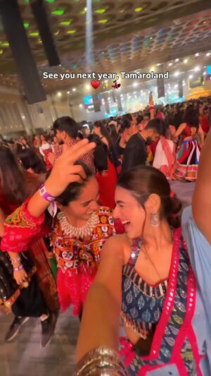 vedika Mehta Instagram - Patigayuuuuš„¹š„¹š„¹
My fav twirl outfits from @_vulcal_