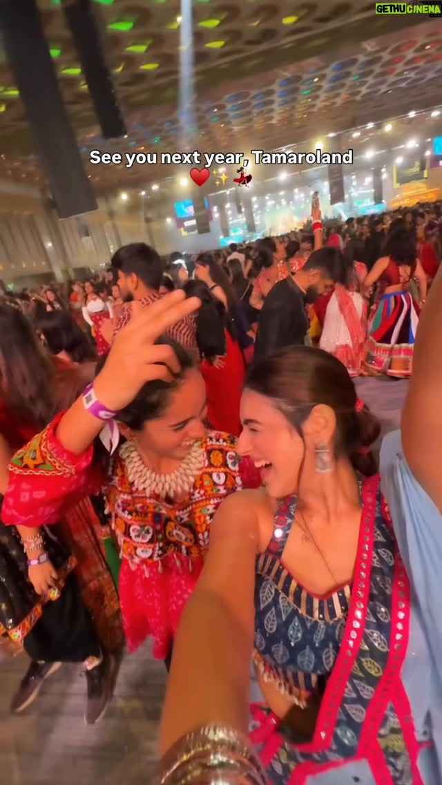 vedika Mehta - 608 Likes - Patigayuuuu🥹🥹🥹

My fav twirl outfits from @_vulcal_