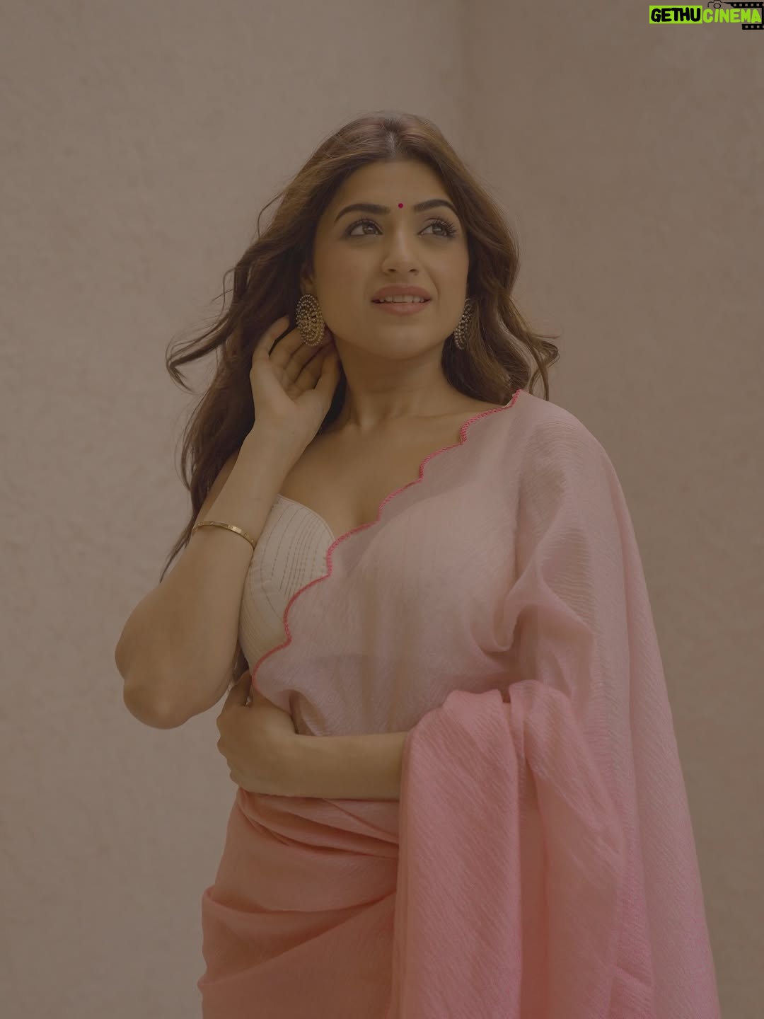 vedika Mehta - 9K Likes - To actually feel how magical this sounds 🎶🪷💕
