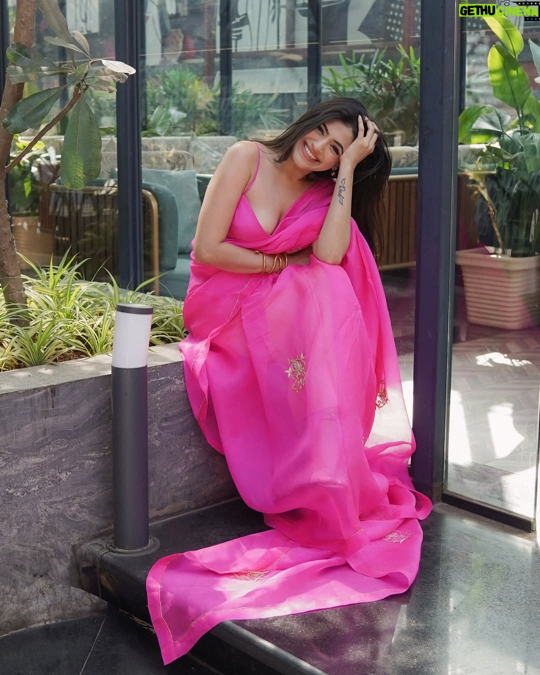 vedika Mehta - 4.9K Likes - @ekayabanaras 💖