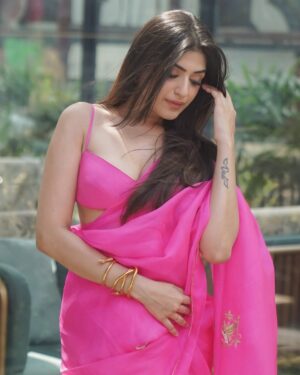 vedika Mehta Instagram - @ekayabanaras 💖