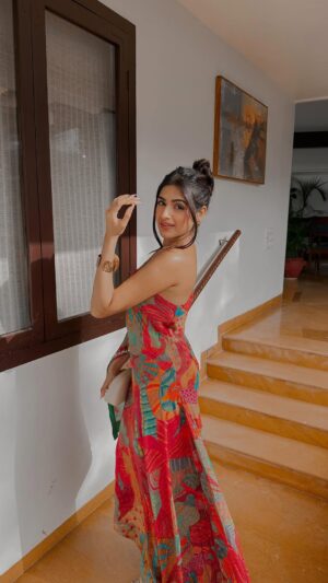 vedika Mehta Instagram - Guts.
Wearing @saundhindia
Jewels @kamalaire