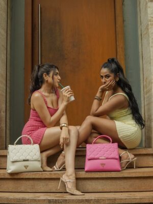 vedika Mehta Instagram - We don’t always agree… except when it comes to bags!🩷👛
#Ad #TheBFFEdit #lavie #StatementStyle #handbags #friendshipday #friendshipgoals
