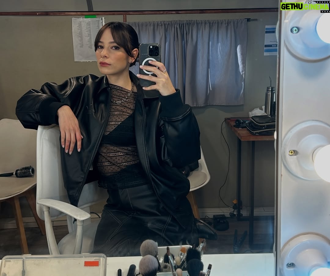 Agustina Suásquita - 55.9K Likes - Ayer se estrenó la segunda temporada de Envidiosa en @chenetflix Y YA HAY PERSONAS QUE LA TERMINARON 😂 Gracias por los mensajitos, la felicidad de sumarme a este proyecto es inexplicable ♥️🎬