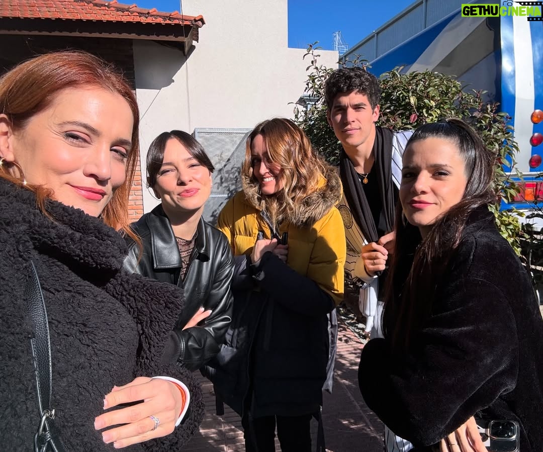 Agustina Suásquita - 55.9K Likes - Ayer se estrenó la segunda temporada de Envidiosa en @chenetflix Y YA HAY PERSONAS QUE LA TERMINARON 😂 Gracias por los mensajitos, la felicidad de sumarme a este proyecto es inexplicable ♥️🎬