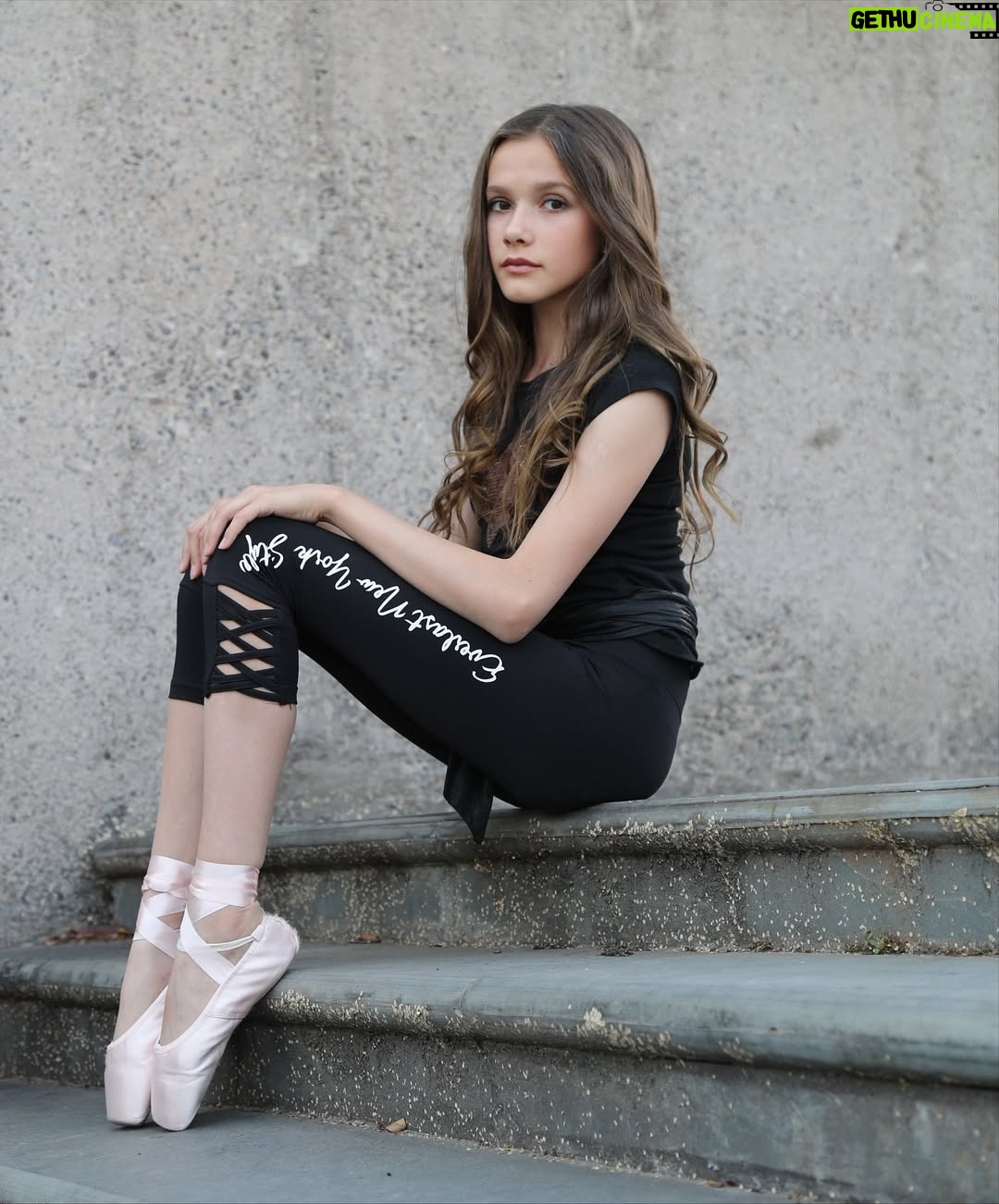 Alejandra Fosalba - 10.8K Likes - ⭐️Felices 21 años a mi belleza chica que amo con todo el corazón ❤️❤️❤️❤️❤️❤️ @anyajaederlund