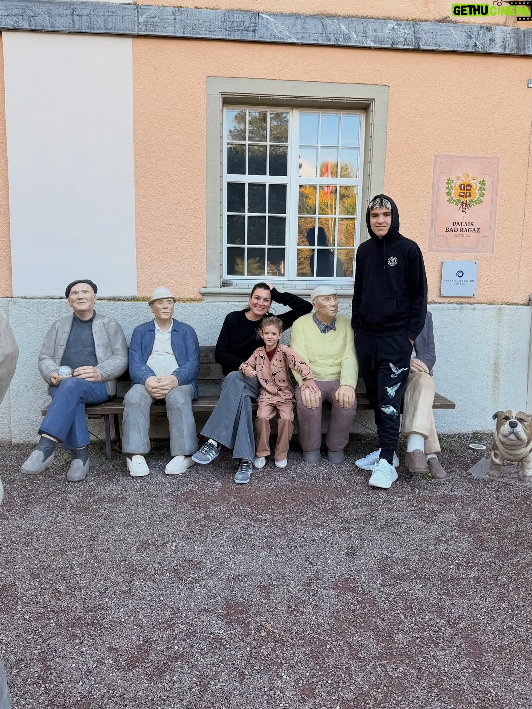 Alena Šeredová - 25.7K Likes - Ogni occasione è buona per stare insieme ❤️ a tifare @louisbuffon9 #🇨🇿