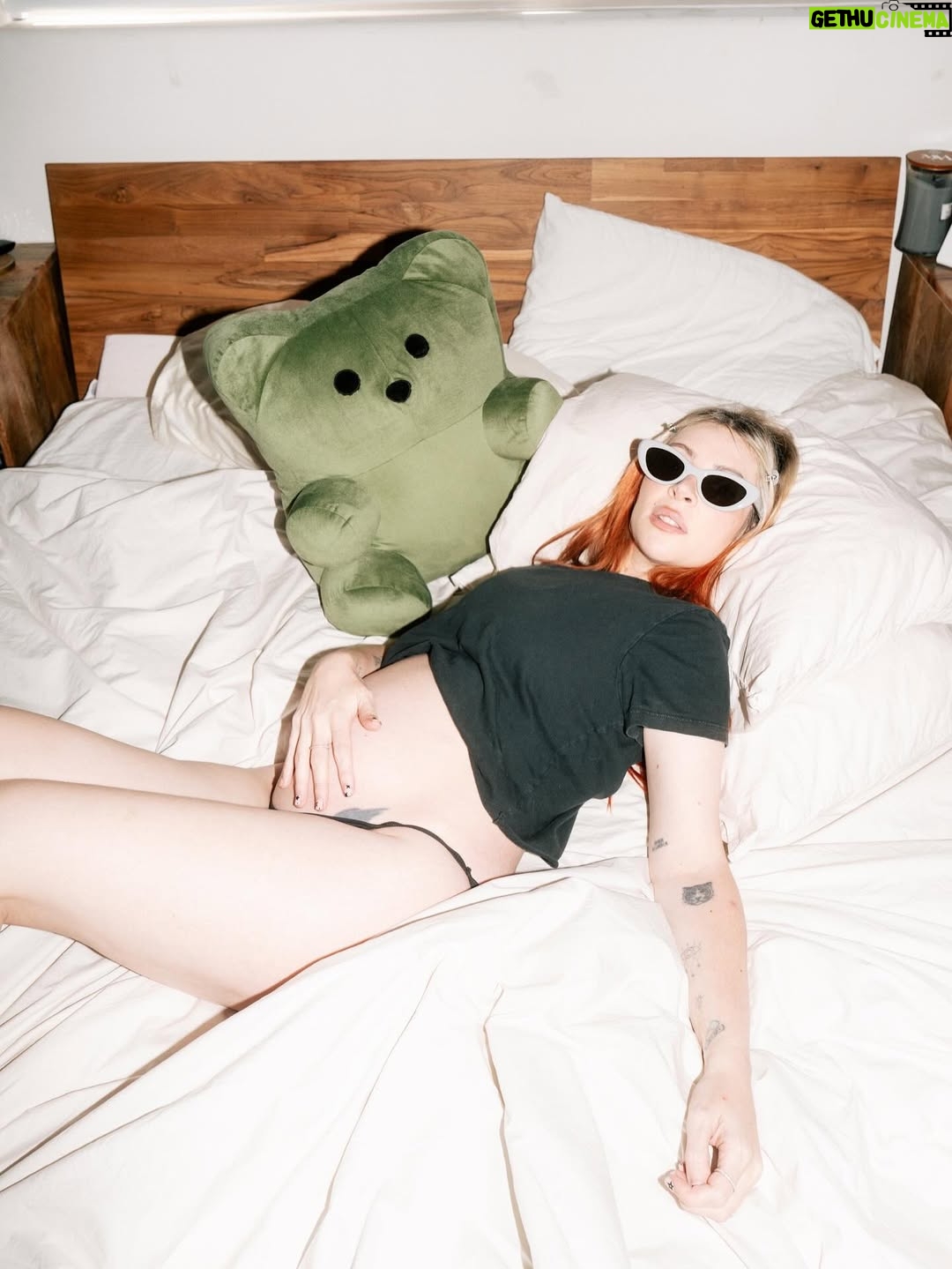 Alison Wonderland - 83.1K Likes - SURPRISE! 🤰Baby Wonderland #2 on the way. Not only are you getting a new album, you’re getting a new sibling. Being able to create in so many ways is my ultimate happiness 🙏 🐣 

📸 @simplyyyg