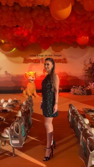 Alketa Vejsiu Instagram - Little kings of the safari 🦁 

Ayden 1 & Kian 2, a wild celebration like never before! We just loved it!!! 🧡

Thank you mommy @eviana_lamaj 🧡 

@eviana_lamaj 
@alketavejsiu 
@the.plaza.tirana 
@fridabanush 
@floral_fantasy_tirane 
 

#ClassEvent #eventdesign #eventplanning #eventdecor #eventmanagement #eventstyling #eventstylist #eventorganizer #eventplanners #eventorganizer #eventphotography #eventproduction #eventproduction