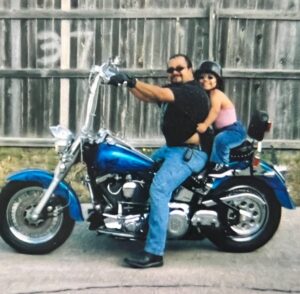 Amanda Salinas Instagram - I wish you could come back and hug me so tight and tell me, “I love you mija.” Even though you’re no longer here with us, your love and guidance continue to live on in our hearts. Happy Father’s Day in Heaven Dad! I miss you more than words can express. 💜