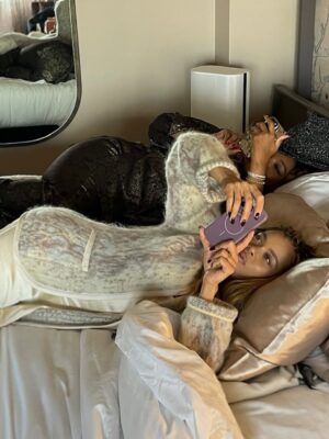 Andra Day Instagram - soft in @forte_forte 🧚🏽‍♀️✨ for @thenyff 
#IsThisThingOn in theaters December! 

Last slide 😂🤎 @porschefabulous