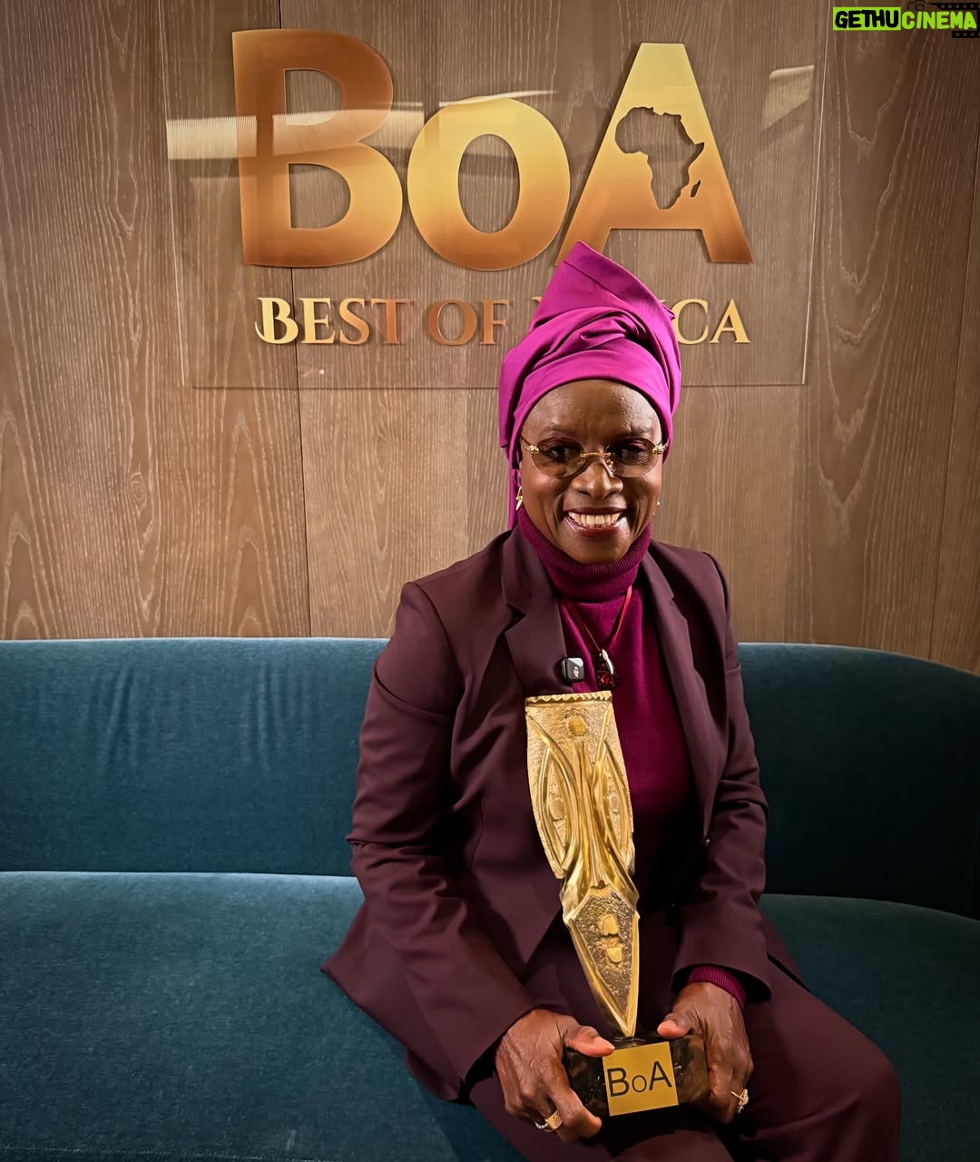 Angélique Kidjo - 5.7K Likes - 🏆🥰A night to remember: receiving The BEST OF AFRICA Lifetime Achievement Award from @boa_awards yesterday !!!!🥰🏆
Hosted by the crazy @comeddiekadi with fellow nominee maestro @ozwald_boateng and my friends @awilolongomba and David Ferguson. Thanks to everyone at Best Of Africa!