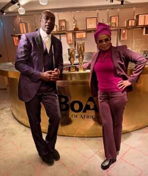 Angélique Kidjo Instagram - 🏆🥰A night to remember: receiving The BEST OF AFRICA Lifetime Achievement Award from @boa_awards yesterday !!!!🥰🏆
Hosted by the crazy @comeddiekadi with fellow nominee maestro @ozwald_boateng and my friends @awilolongomba and David Ferguson. Thanks to everyone at Best Of Africa!