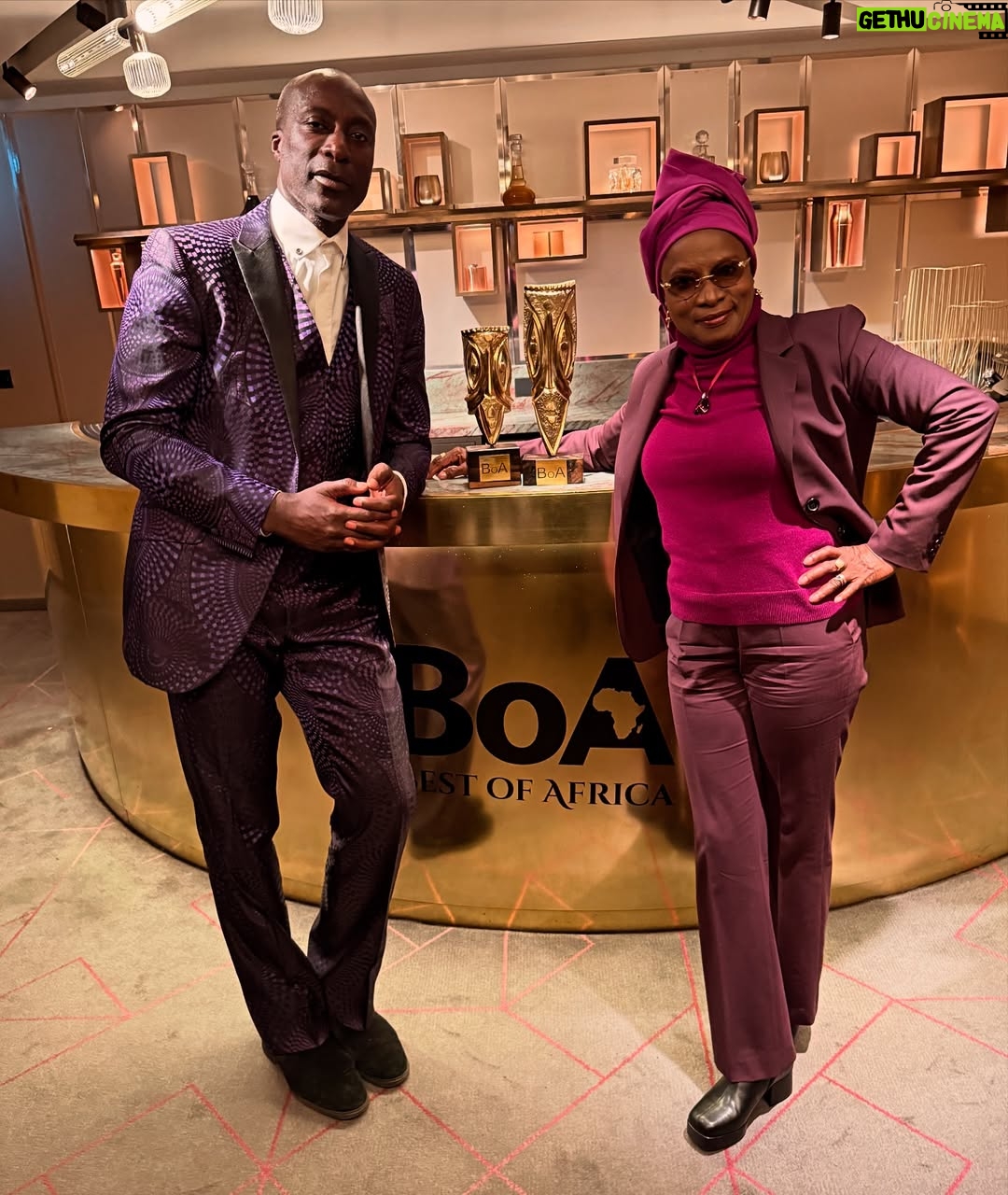 Angélique Kidjo - 5.7K Likes - 🏆🥰A night to remember: receiving The BEST OF AFRICA Lifetime Achievement Award from @boa_awards yesterday !!!!🥰🏆
Hosted by the crazy @comeddiekadi with fellow nominee maestro @ozwald_boateng and my friends @awilolongomba and David Ferguson. Thanks to everyone at Best Of Africa!