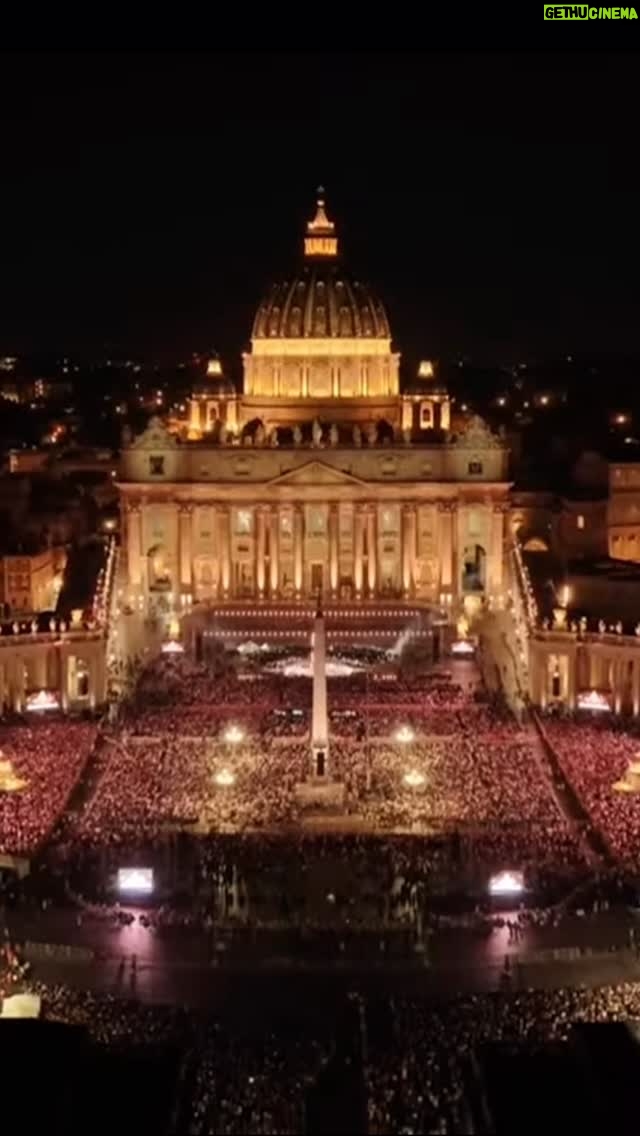 Angélique Kidjo - 24.6K Likes - ♥️🕊️Let’s focus on PEACE🕊️♥️
💃🏿What a night yesterday at St Peter’s Square in Rome💃🏿
Thank you @pharrell and @andreabocelliofficial for creating this beautiful moment in History yesterday #gracefortheworld #lavidaesuncarnaval 
@iamjhud 
@bambam1a 
@voicesoffire 
@andreabocelliofficial 
@johnlegend 
@karolg 
@clipse 
@teddyswims 
@jellyroll615 
@adamblackstone (🙏🏾🙏🏾🙏🏾)
@celiacruz 
👗 @imane_ayissi