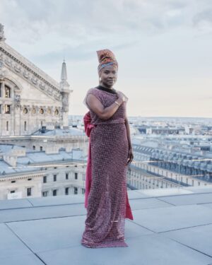 Angélique Kidjo Instagram - A Universal Icon. A Continent Proud. An Eternal Legacy. 

We are beyond honored to reveal our September ICON cover star: the incomparable Angélique Kidjo, a true global legend whose extraordinary career has spanned over four decades. 

With timeless hits that have become anthems across generations, Angélique has taken the sounds of Africa to the world. From Cotonou to Carnegie Hall, from the Grammys to just three nights ago in Rome, she has graced the world’s most iconic stages. With every note, she has carried the pride of Benin, the African continent, and the Afrodescendent family worldwide.

This year, she once again etched her name in history as the first African artist set to receive a star on the Hollywood Walk of Fame, a groundbreaking moment that affirms her unmatched impact as a trailblazer, cultural ambassador, and living ICON.

Our September ICON Issue is a celebration of the legends who have paved the way across Africa, the Diaspora, and the Afrodescendent world. And there could be no better embodiment of ICONIC than Angélique Kidjo. 
Link in bio

TEAM: 
Editor in Chief : @gwenmadiba 
Photographer: Gökhan Kutar @gkutar 
Designers: @iman_ayissi @hertunba @imiandkimi @fatherslandthebrand 
MUA: @justine.dlk 
Location: 
@galerieslafayette
Assistant: Clelia Lecourt 
Instagram: Clelia Lecourt
@annatourepr
@jerrypicsart 

Graphic designer : @freshh_Anderson 

A massive thank you to @galerieslafayette 

Powered by @rollingstoneafrica @mwankomofficial 

#RollingStoneAfrica #ICONIssue #AngeliqueKidjo #AfricanIcons #Trailblazer
