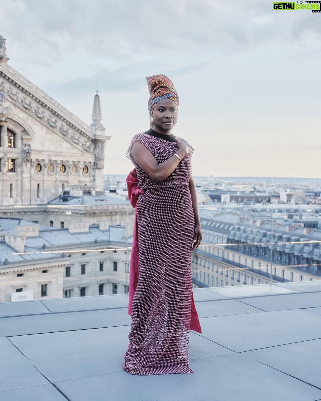 Angélique Kidjo - 15.3K Likes - A Universal Icon. A Continent Proud. An Eternal Legacy. 

We are beyond honored to reveal our September ICON cover star: the incomparable Angélique Kidjo, a true global legend whose extraordinary career has spanned over four decades. 

With timeless hits that have become anthems across generations, Angélique has taken the sounds of Africa to the world. From Cotonou to Carnegie Hall, from the Grammys to just three nights ago in Rome, she has graced the world’s most iconic stages. With every note, she has carried the pride of Benin, the African continent, and the Afrodescendent family worldwide.

This year, she once again etched her name in history as the first African artist set to receive a star on the Hollywood Walk of Fame, a groundbreaking moment that affirms her unmatched impact as a trailblazer, cultural ambassador, and living ICON.

Our September ICON Issue is a celebration of the legends who have paved the way across Africa, the Diaspora, and the Afrodescendent world. And there could be no better embodiment of ICONIC than Angélique Kidjo. 
Link in bio

TEAM: 
Editor in Chief : @gwenmadiba 
Photographer: Gökhan Kutar @gkutar 
Designers: @iman_ayissi @hertunba @imiandkimi @fatherslandthebrand 
MUA: @justine.dlk 
Location: 
@galerieslafayette
Assistant: Clelia Lecourt 
Instagram: Clelia Lecourt
@annatourepr
@jerrypicsart 

Graphic designer : @freshh_Anderson 

A massive thank you to @galerieslafayette 

Powered by @rollingstoneafrica @mwankomofficial 

#RollingStoneAfrica #ICONIssue #AngeliqueKidjo #AfricanIcons #Trailblazer