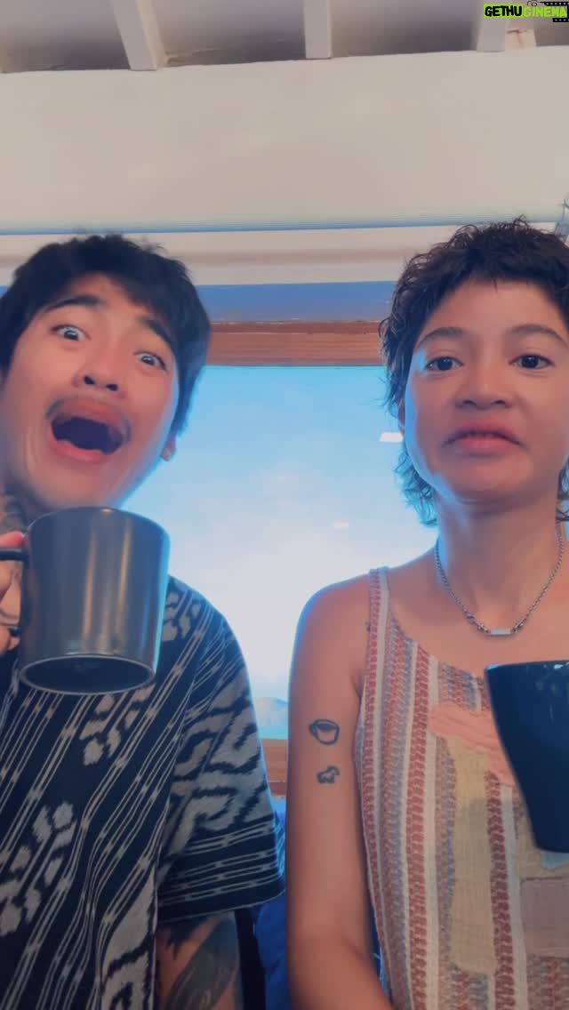 Apinya Sakuljaroensuk - 7.9K Likes - ☕️🫖 Morning
เช้าจริงตาต้องตุ่ย