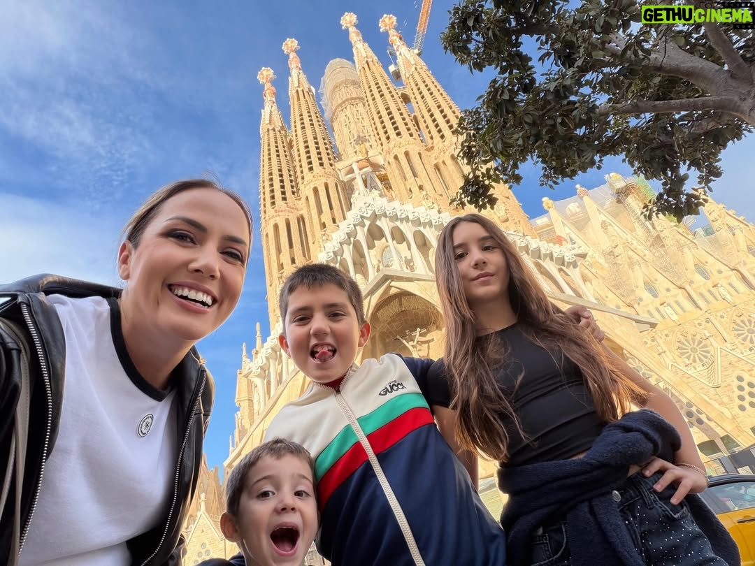 Arbana Osmani - 35.3K Likes - Fun weekend with these 3 in Barcelona ❤️