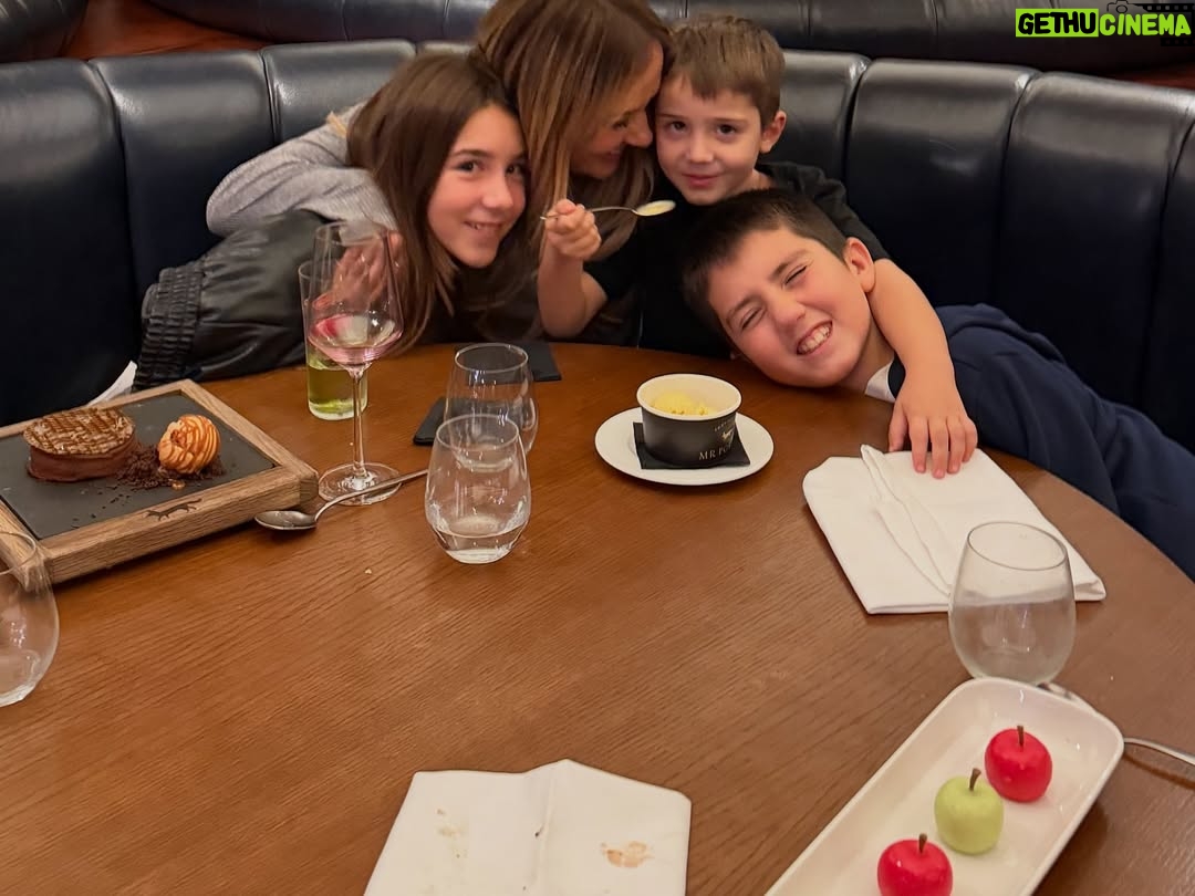 Arbana Osmani - 35.3K Likes - Fun weekend with these 3 in Barcelona ❤️