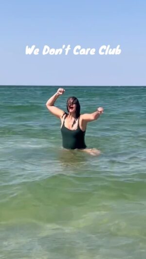 Ashley Judd Instagram - ✨WE DON’T CARE CLUB✨
founded by @justbeingmelani
🌊BALTIC SEA EDITION🌊
🌎
‘Cause menopause
(peri - post)
is human biology.
It is universal to females &
global.
What can be a hope of
“We Don’t Care Club?”
What will I, with my freedom & mirth,
when I let go of caring
about
stupid, controlling norms
about my female body, be free to enJOY?
Play!🪁
Be silly!🎈
Have Fun!🧚🏽
Feel Boundless Joy!💝
I bask in the
unselfconscious being-ness of
my True Self.
My Inner Child is free to emerge.
She feels confidence & glee.
🧑🧒🧒
If you let yourself
be free,
how would your
True Self
&
Inner Child
spend your
Carefree Timelessness?
How can you let go
of what others expect,
think, need, want?
What do 🤍YOU🤍
feel, need,
want, from yourself?
Thank you,
@justbeingmelani
for getting us all started,
Introducing, the:
👏🏽🌈
“Make Stuff Up” Club
“MSU”
Inner Children🌸
have such beautiful,
creative imaginations.
They want to be seen, heard,
be safe,
& play.
If as an adult, I am caught up
in what others think of me,
I ignore, neglect, & abandon my own
tender Self.
Today, that’s off the table.
Into the Sea for me, to splash & play!🌊
🌈
Love,
Ashley
👀📰
“We Don’t Care Club”
in the paper! https://shorturl.at/l9qxI