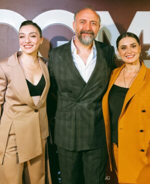 Aslihan Gurbuz Instagram - Wonderful people and incredible memories from Cannes last week.
Huge thanks to 
@rutkayozis 
@selen_karabulut 
@ugur_karabulut_ 
and
@ogm.pictures 
🙏🏻❤️🌸

#reklam