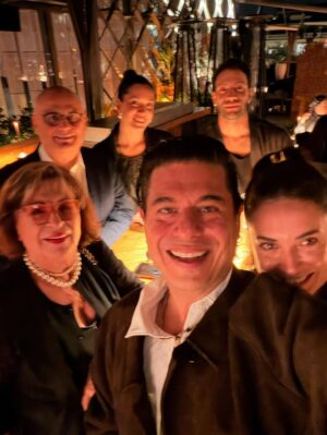 Aslihan Gurbuz Instagram - Wonderful people and incredible memories from Cannes last week.
Huge thanks to 
@rutkayozis 
@selen_karabulut 
@ugur_karabulut_ 
and
@ogm.pictures 
🙏🏻❤️🌸

#reklam