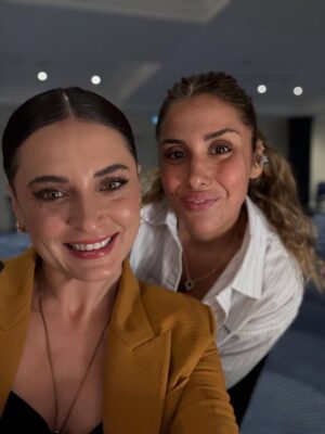 Aslihan Gurbuz Instagram - Wonderful people and incredible memories from Cannes last week.
Huge thanks to 
@rutkayozis 
@selen_karabulut 
@ugur_karabulut_ 
and
@ogm.pictures 
🙏🏻❤️🌸

#reklam