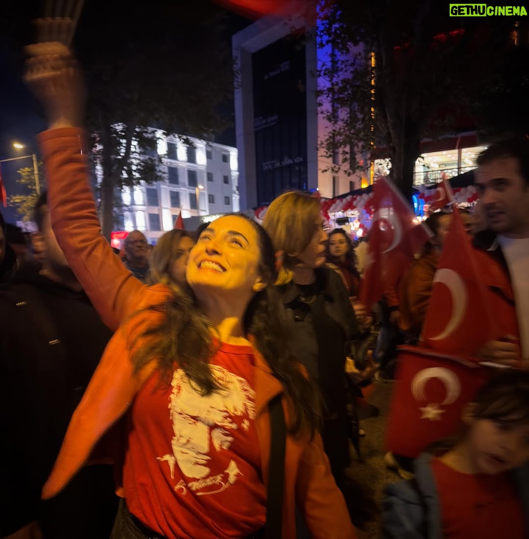 Aslihan Gurbuz - 40.2K Likes - Coşku minnet ve birliktelikle 🇹🇷❤️🙏🏻