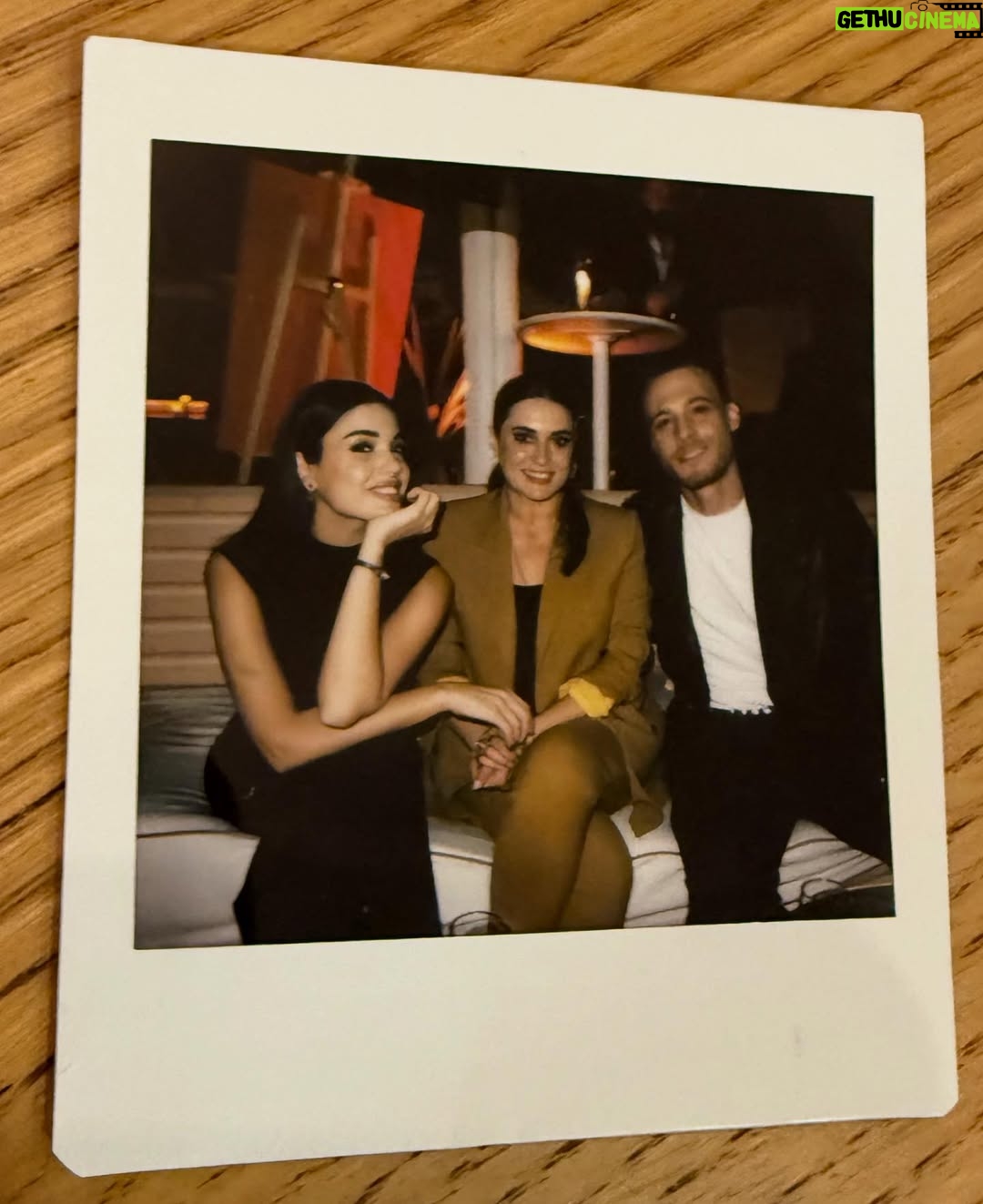 Aslihan Gurbuz - 54.7K Likes - Wonderful people and incredible memories from Cannes last week.
Huge thanks to 
@rutkayozis 
@selen_karabulut 
@ugur_karabulut_ 
and
@ogm.pictures 
🙏🏻❤️🌸

#reklam