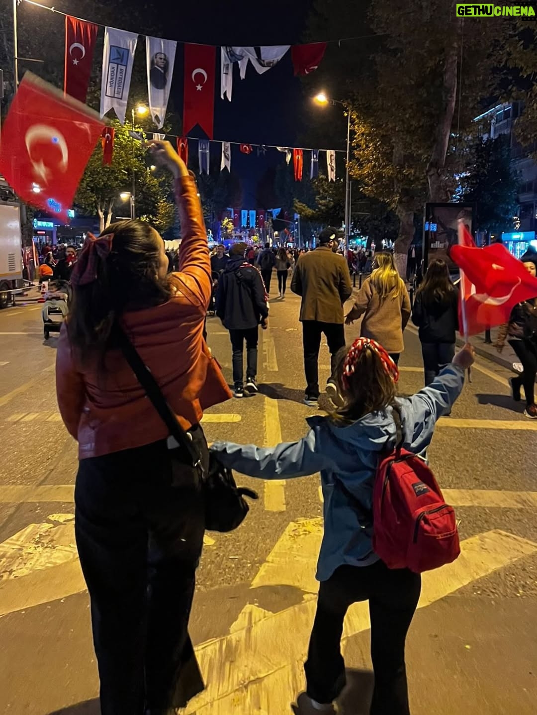 Aslihan Gurbuz - 40.2K Likes - Coşku minnet ve birliktelikle 🇹🇷❤️🙏🏻