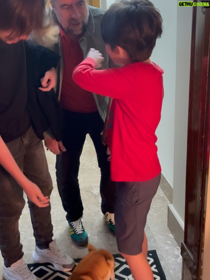 Atala Sarmiento - 8.3K Likes - Los chicos de mi ❤️ y Katsuki…no se puede estar mejor ¡GRACIAS vida! 🥰
#quevivalavida #asísí #ladolcevita #míos #familyfirst #juntossiempre
