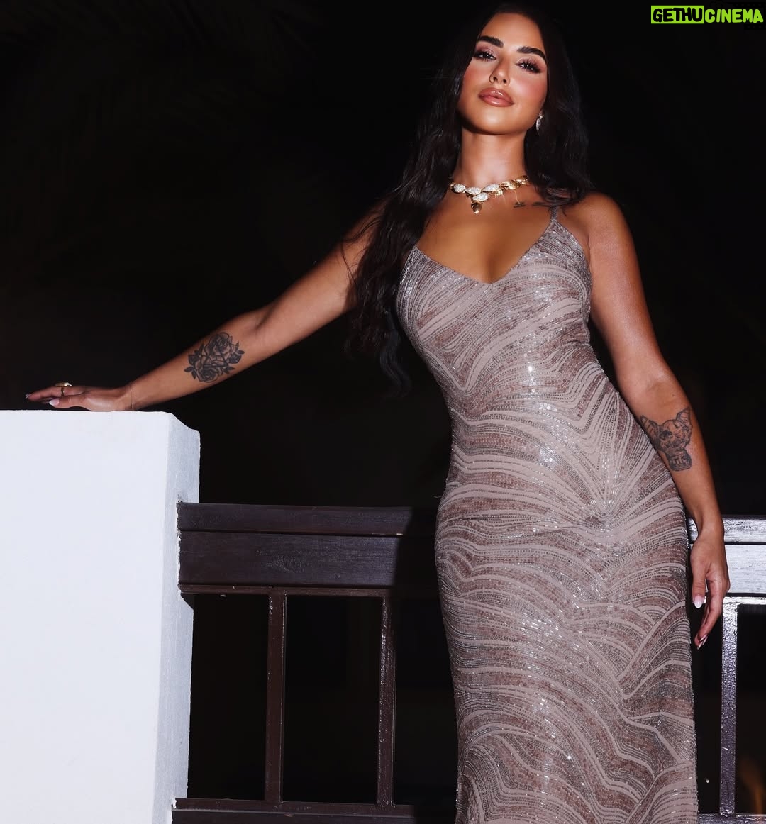 Aya Samaha - 93.5K Likes - El sada el afadel premier 
@gff 

Styled by @yasminekenawi 
Dress @ralphlauren 
Makeup @duhamukhtar 
Hair @silviahairstyling 
Jewelry @nadosjewellery 
Shot by @soma_photography19
