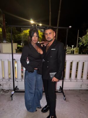 Ayem Nour Instagram - Je crois que tu ne sais pas comme elle est béton mon équipe…✨🔥💫