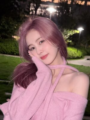 Bai Lu Instagram - 💕