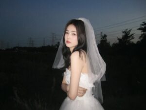 Bai Lu Instagram - 👰🏻‍♀️