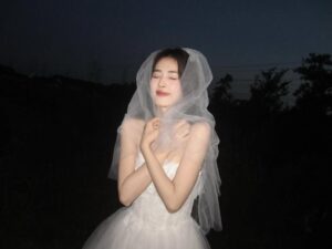 Bai Lu Instagram - 👰🏻‍♀️
