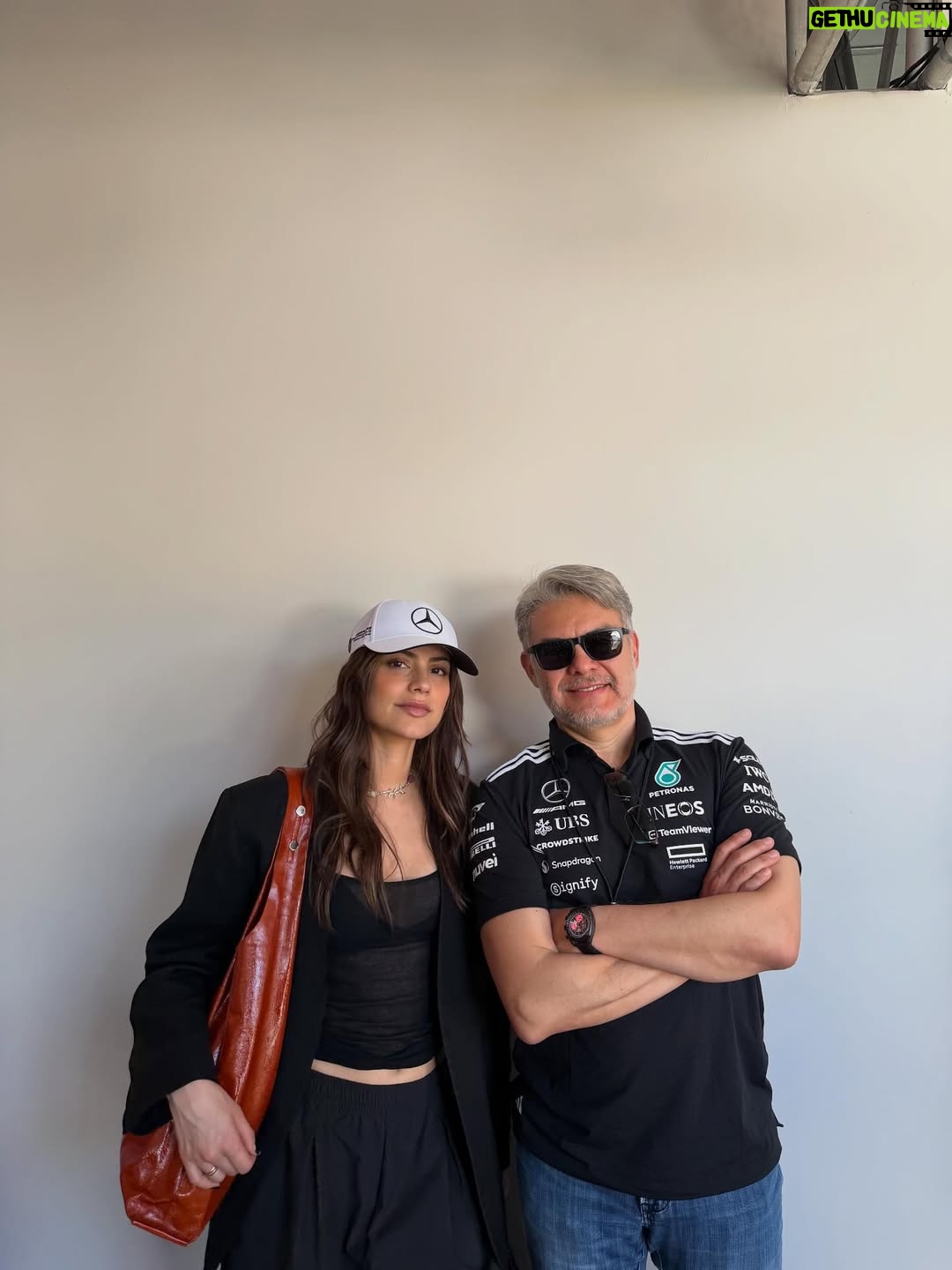 Bárbara López - 30.6K Likes - Nada me hace más feliz que la F1 con @reylo_  y @adidasmx velocidad   estilo 🫶🏼 #creadoconadidas #adidasmotorsport