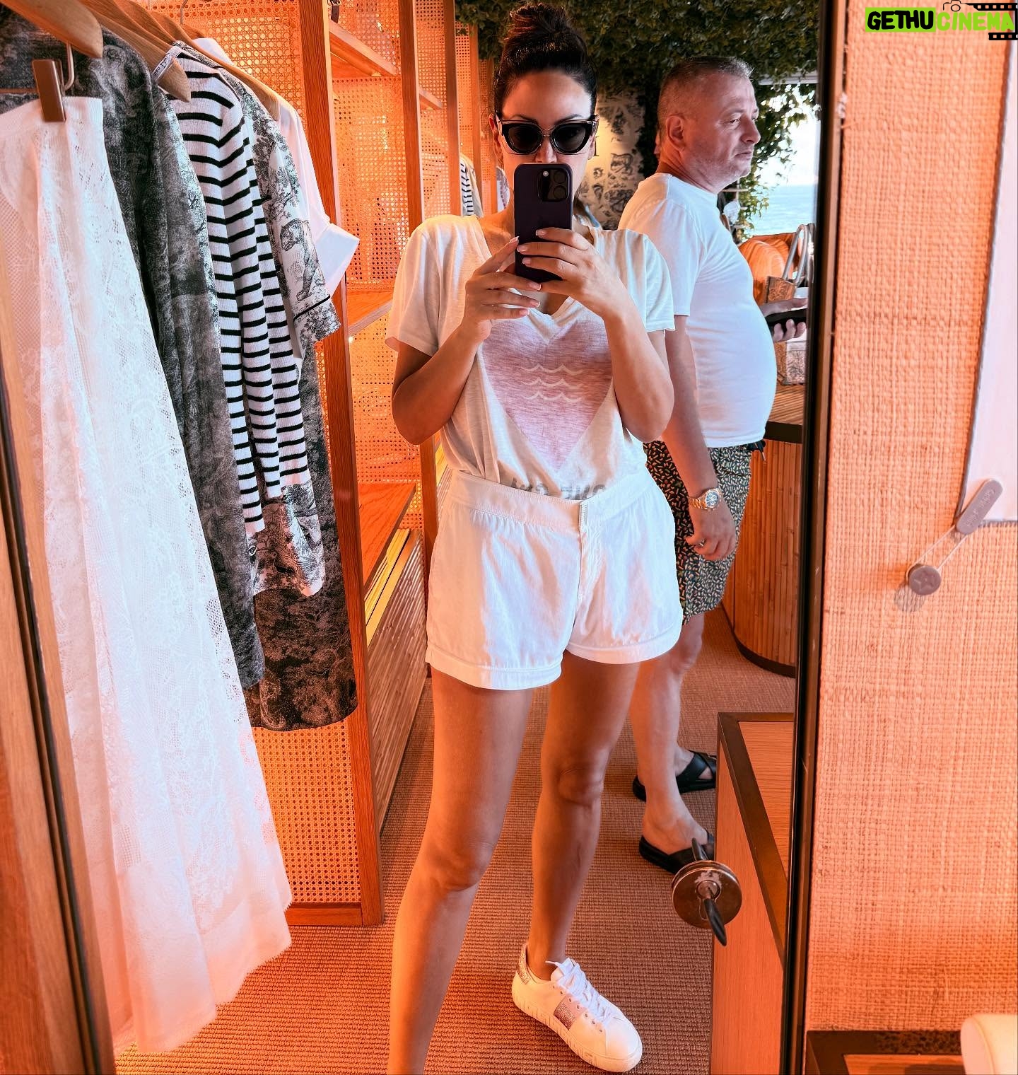 Bleona - 10.1K Likes - Italian Holidays 2025 🇮🇹