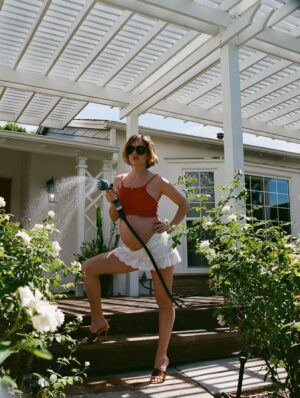 Britt Robertson Instagram - Thank you @foxshootsfilm 
And my forever stylist @shelleyhennig 
I am sure baby RF will be absolutely mortified by these one day 😏