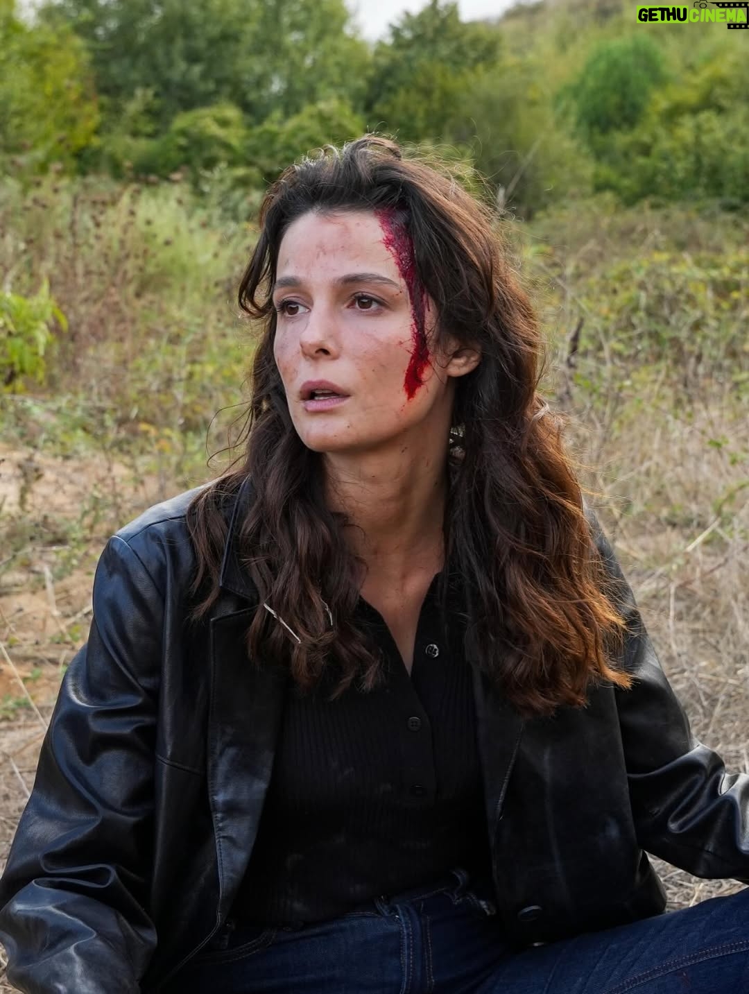 Büşra Develi - 71.8K Likes - Eylül bitti çok şükür